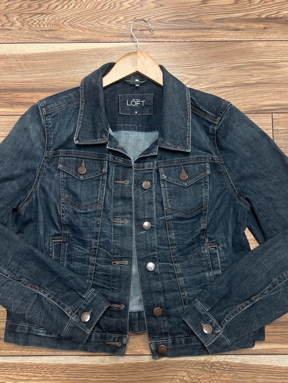 Ann Taylor LOFT Dark Wash Denim Trucker Jacket Women’s M